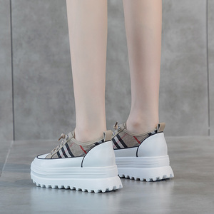 Nouveaux modèles de baskets à plateforme légères à lacets pour femmes, chaussures de marche toutes saisons - Product Image 3