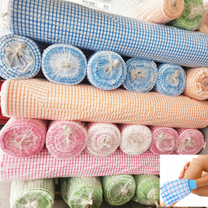 Vente chaude Extra Hardest Jetable 100% Poly Gant <span class=keywords><strong>De</strong></span> <span class=keywords><strong>Bain</strong></span> Rouleaux <span class=keywords><strong>De</strong></span> Tissu Personnaliser L'impression Polyester Stock <span class=keywords><strong>Lot</strong></span> Sur Le Marché Tunisien - Product Image 6