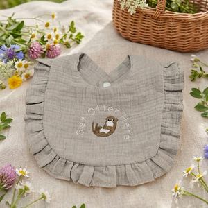 Bavoirs pour bébé super doux à volants, 2 couches de coton mousseline, bavoirs anti-<span class=keywords><strong>bave</strong></span> pour nourrissons en période de dentition, avec broderie mignonne - Product Image 6