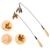 Baguette de chat avec manche en bois et fil à ressort, recharges de plumes naturelles, jouet interactif pour chatons, vente en gros