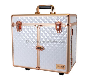 Mallette de toilettage en aluminium pour chien, 2 roues et poignée télescopique - Product Image 1