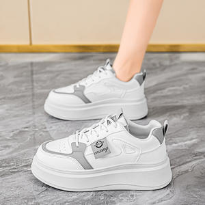 Zapatos Deportivos Transpirables Blancos para Mujer, Zapatos de Plataforma a la Moda para Caminar en Verano, Zapatos Casuales Versátiles para Primavera, Nuevos Estilos - Product Image 5