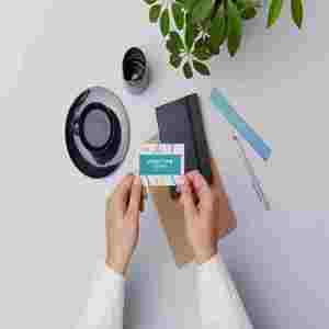 Kartu nama bisnis cetak digital untuk promosi kantor, dengan teknik percetakan high-end custom fancy gold foil UV letterpress offset screen. - Product Image 3