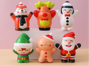 Nouveau jouet souple en mousse PU pour Noël, mini jouet anti-stress Père Noël Bonhomme de neige, dessin animé à presser, soulagement de l'anxiété, rebond lent, pour enfants JK Unisexe - Product Image 4