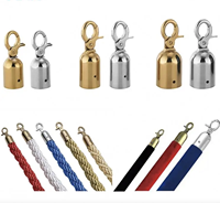 Poteaux de délimitation en acier inoxydable rouges traditionnels avec cordes pour événements et fêtes – Barrière durable, portable, haut de gamme, facile à installer, IP67