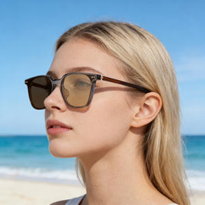 Gafas de sol ZT-2892 para hombre, con montura cuadrada TR, lentes de PC con protección UV400, que cambian de color, con diseño magnético de cierre a presión para protección solar. - Product Image 4