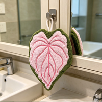Serviette de cuisine en microfibre corail brodée en forme de feuille, style maison, pour la vente en gros, serviette suspendue mignonne à motif végétal, cadeau pour enfants