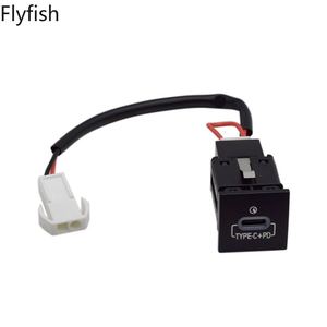 Cargador USB Tipo C con Puerto PD y Toma de 12V para Toyota Corolla, Rav4, Land Cruiser, Color Rojo y Azul - Product Image 5