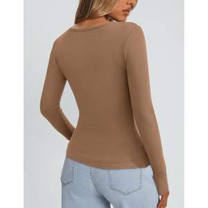 Tenues d'automne personnalisées 2025 pour femmes, t-shirts basiques côtelés à col rond, chemises à manches longues, hauts tendance pour l'extérieur - Product Image 2