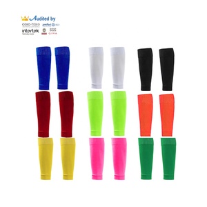 Mangas <span class=keywords><strong>de</strong></span> <span class=keywords><strong>compresión</strong></span> para calcetines <span class=keywords><strong>de</strong></span> fútbol con diseño OEM personalizado, transpirables, sin costuras, protectores <span class=keywords><strong>de</strong></span> pantorrilla para equipos, para hombres y jóvenes, venta al por mayor. - Product Image 4