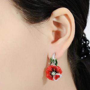 Orecchini a Fiore Sbocciato per Donne, Aspetto Smaltato Floreale, Eleganti per Uso Quotidiano, Accessori di Moda - Product Image 4