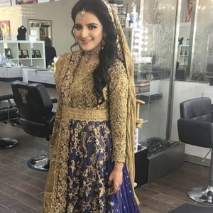 Elegante vestido de novia para boda | Vestido hasta el suelo indio/pakistaní con bordado Zardozi pesado - Product Image 4