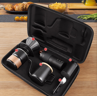 Kit de café arabe de luxe écologique en métal avec bouilloire à versement et moulin à café manuel pour le camping