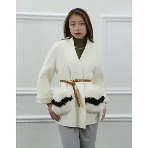 Mantel wol kasmir asli untuk wanita, mantel musim dingin gading hangat dengan kantong bulu rubah besar