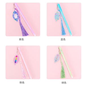 قلم جيل بدلاية على شكل دب أو حلوى, قلم جيل بدلاية بشرابة ، هدايا للطلاب ، مستلزمات مدرسية ومكتب - Product Image 5