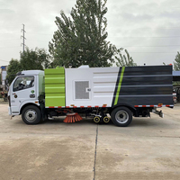 Camion balayeuse-citerne à eau Dongfeng 6 roues 4x2 125 CV Euro III avec réservoir en acier inoxydable de 7,5 mètres cubes, garantie 1 an