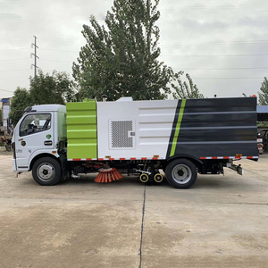 Camión barredor limpiador de calles Dongfeng de 6 ruedas 4x2 con tanque de agua de acero inoxidable de 7.5 metros cúbicos y 1 año de garantía - Product Image 5