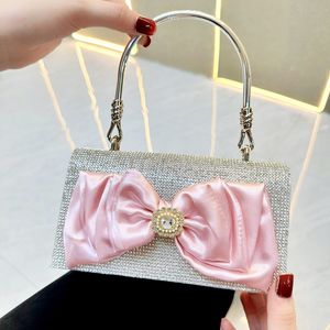 <span class=keywords><strong>Bolsa</strong></span> <span class=keywords><strong>de</strong></span> Celofán Transparente Reutilizable <span class=keywords><strong>de</strong></span> Material PU con Diseño <span class=keywords><strong>de</strong></span> Diamantes Holográficos para Regalos <span class=keywords><strong>de</strong></span> Boda, Cumpleaños, Pequeña, <span class=keywords><strong>de</strong></span> Fábrica China - Product Image 1