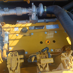 Excavadora CAT 320D2 de 20 toneladas con cazo de excavación de 1m³ de capacidad, excavadora de cadenas usada modelo cat320d2 - Product Image 6