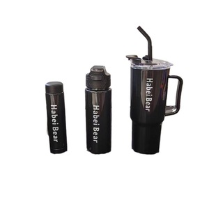Gobelet en plastique <span class=keywords><strong>Ensemble</strong></span> de trois pièces 40oz Utilisation voiture et camping Grande capacité Paille glacée Café Tasse à <span class=keywords><strong>eau</strong></span> Lave-vaisselle Isolation thermique - Product Image 5