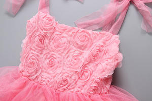 Vestito da neonata a buon mercato rosa senza maniche con taglio alla moda - Product Image 3