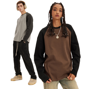 T-shirt raglan surdimensionné en coton épais T-shirt unisexe streetwear à manches longues et ourlet fendu avec logo personnalisé - Product Image 5