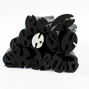 <strong>Heke</strong> Professional Manufacturer High Performance EPDM Rubber Auto Windshield Seal Strip Black OEM Customized Cutting Welding for - Product Image 1