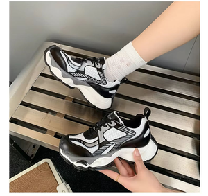 Zapatos deportivos casuales de punta redonda, talla grande, color sólido, malla transpirable, suela gruesa, para hombre y mujer. - Product Image 3