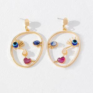 Pendientes de Ojo Turco Geométricos Calados con Forma de Corazón y Pestañas, Joyería de Moda para Fiesta, con Engaste de Aleación de Zinc - Product Image 1