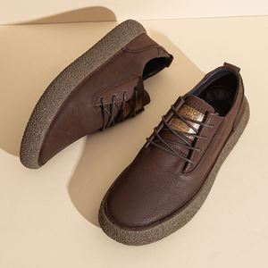 Nouvelles chaussures décontractées pour hommes en cuir véritable, plates, antidérapantes, basses, grandes tailles, en cuir pleine fleur pour hommes d'âge moyen, style skate - Product Image 2