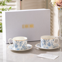 Ensemble tasse et soucoupe à café rétro de style européen, minimaliste et luxueux, en porcelaine fine avec motif étoile porte-bonheur, exquis