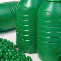 8. Masterbatch PP de qualité alimentaire vert brillant pour films soufflés, sacs en plastique et tuyaux