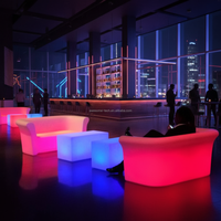 Ensemble de table lumineuse contemporaine en plastique PE rectangulaire LED RGB avec télécommande sans fil à changement de couleur pour usage commercial