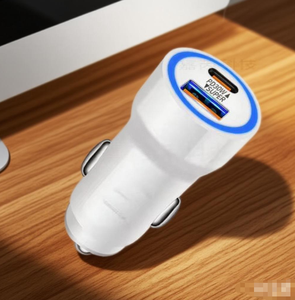 เครื่องชาร์จในรถยนต์ขนาดมินิ30W แบบชาร์จเร็วสุดๆสำหรับ USB30W PD30W - Product Image 2