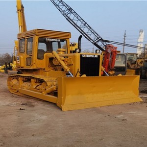 รถดันดินตีนตะขาบ Caterpillar D6D มือสอง เครื่องยนต์ 3306 แท้ ชั่วโมงการทำงานต่ำ พร้อมริปเปอร์ ขาย - Product Image 1