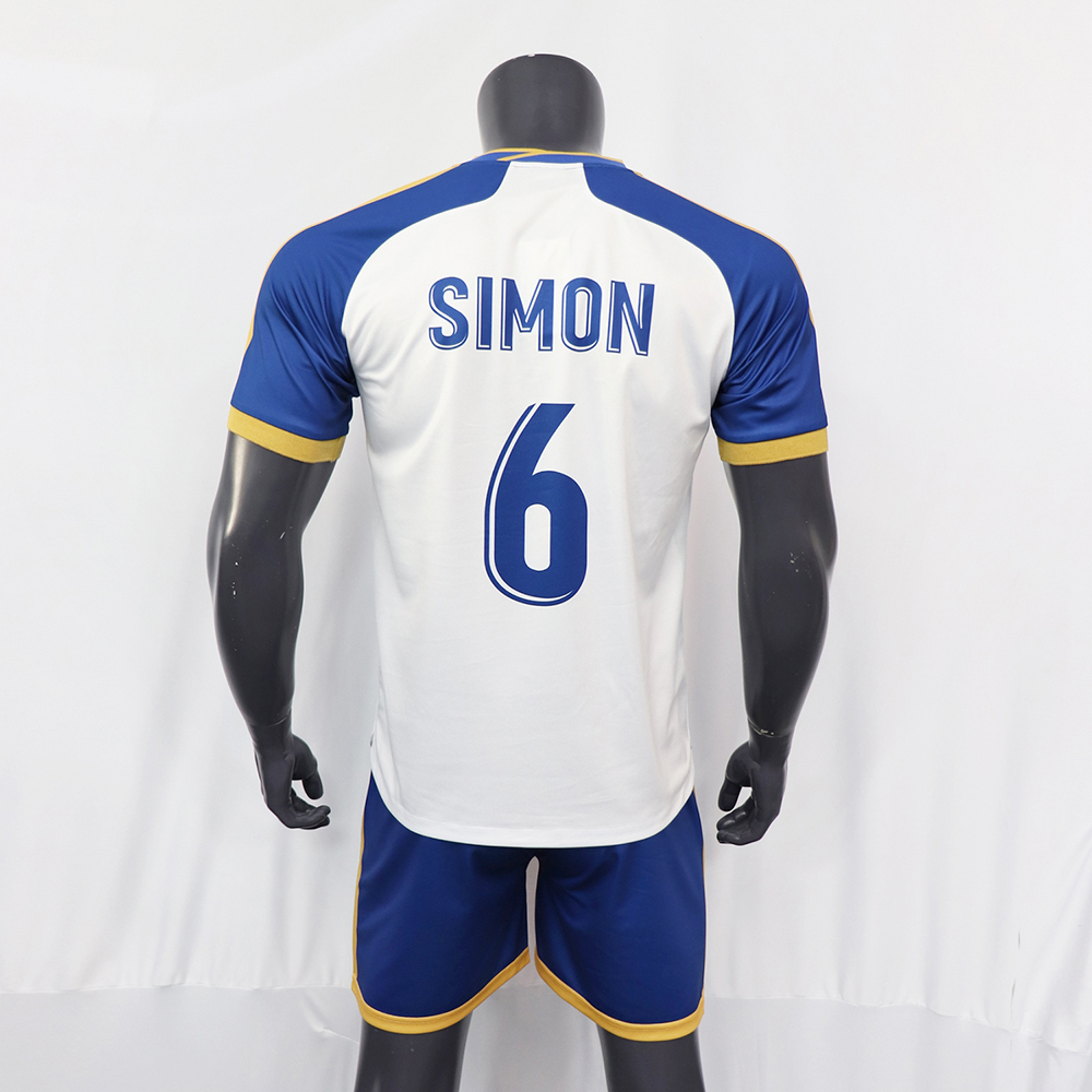 source 男子足球服装队俱乐部足球球衣脚邮筒补丁足球套装透气足球