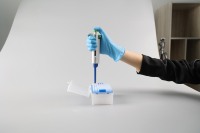 Machine de chargement de pipettes Leafing Pasture, en plastique, pour micropipettes 10-100, portable, pour laboratoire, garantie 1 an, personnalisable