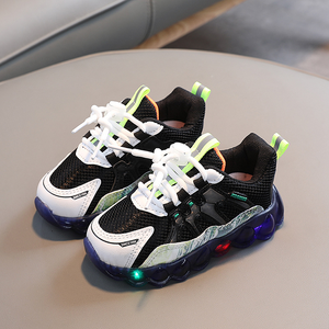 Zapatos Deportivos de Malla Transpirable de Alta Calidad con Luces LED para Niños, Zapatillas Modernas para Niños y Niñas, Estilo Casual para Correr y Caminar - Product Image 3