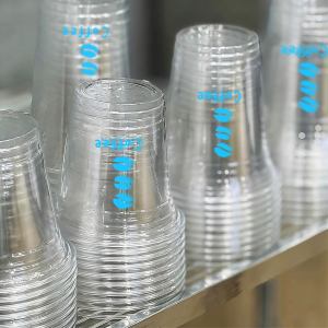 Wholesale 90 Custom LOGO 16oz12oz Single Wall Eco-Friendly Clear Pet U Shape Flat Disposable Coffee Bubble Tea <b>Plastic</b> <b>Cups</b> Lid - Product Image 2