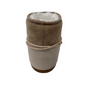 Bottes d'hiver unisexes en daim beige avec doublure en fourrure, fermeture à lacets, chaudes, antidérapantes, pour femmes, hommes et <span class=keywords><strong>enfants</strong></span> - Product Image 4