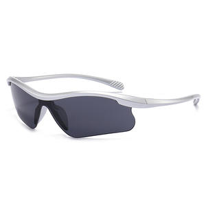 Nuevas gafas <span class=keywords><strong>de</strong></span> sol deportivas en stock con montura Beige a prueba <span class=keywords><strong>de</strong></span> viento <span class=keywords><strong>de</strong></span> una pieza PC UV400 <span class=keywords><strong>lentes</strong></span> al por mayor gafas <span class=keywords><strong>de</strong></span> ciclismo al aire libre para ciclistas - Product Image 2