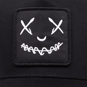 Cappellino da Baseball Personalizzato con Logo Sorridente, Unisex, Regolabile, per Tutte <span class=keywords><strong>le</strong></span> Stagioni, Traspirante, in Rete, Modello Trucker a <span class=keywords><strong>5</strong></span> Pannelli - Product Image 3