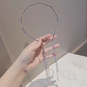 Serre-tête pour femme romantique, violet pâle, ultra-féminin et élégant, fait main, artisanat asymétrique, avec pampille en cristal détachable - Product Image 4