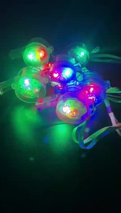 Bán Buôn Giá Rẻ Biểu Tượng Tùy Chỉnh Ánh Sáng up Cheer LED Nhấp Nháy Tiếng Còi Làm Cho Tiếng Ồn Sáng Đồ Chơi Với Vòng Cổ Cho Đảng - Product Image 6