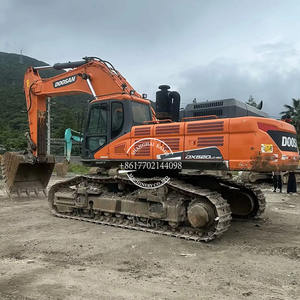 Excavadora Hidráulica Usada Doosan DX520LC-9C con Motor Diésel, Cucharón de 3.2m, Potencia de 257KW, Bajo Número de Horas, 52 Toneladas - Product Image 1