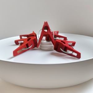 Double Layer Plastic <b>Clips</b> For <b>Greenhouse</b> Film Fixing Red Color Injection Molded Gardening Accessories 120g China Made - Product Image 1