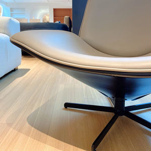 Noordse lederen stoel, lichte luxe, hoogwaardige fauteuil, trendy moderne stijl, woonkamer, zacht lederen hotelstoel - Product Image 3