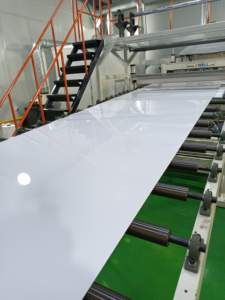 <span class=keywords><strong>Plaque</strong></span> <span class=keywords><strong>plastique</strong></span> translucide <span class=keywords><strong>opaque</strong></span> personnalisée garage en polycarbonate - Product Image 2