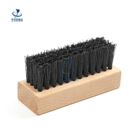 Brosse à chaussures en bois naturel écologique, très vendue, avec logo personnalisé par extrusion et découpe, pour le nettoyage des baskets