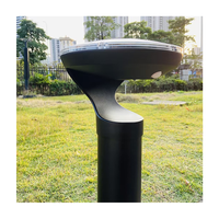 Lampadaire solaire LED en aluminium certifié CE RoHS, IP66, avec capteur de mouvement PIR et variateur d'intensité, pour l'éclairage des allées de jardin et commerciales